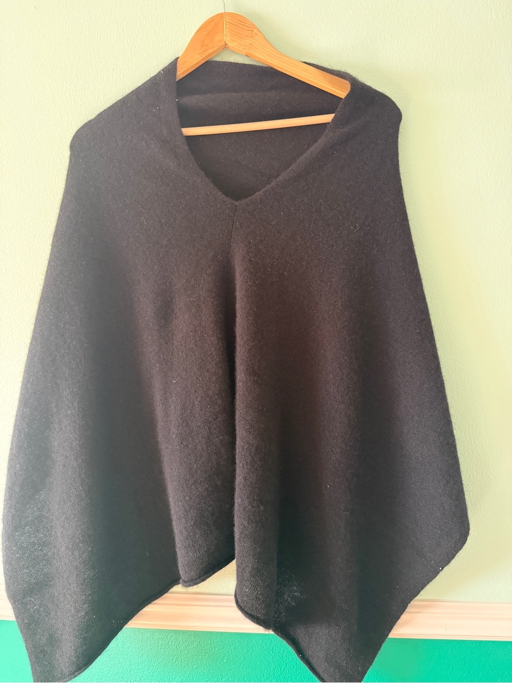 Alaskan Black V-Neck Women's Sweater Poncho - cashmere